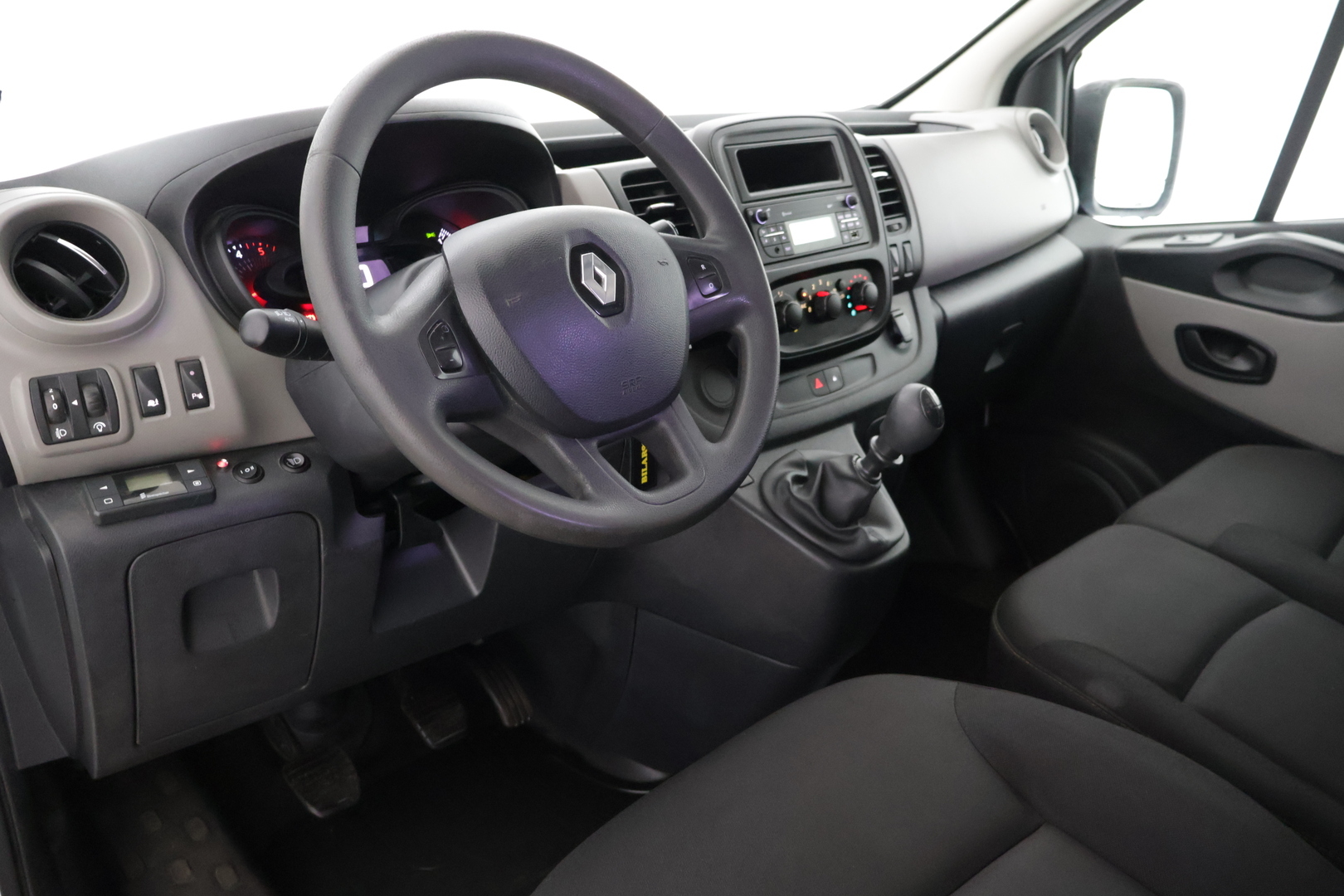 RENAULT Trafic 2019