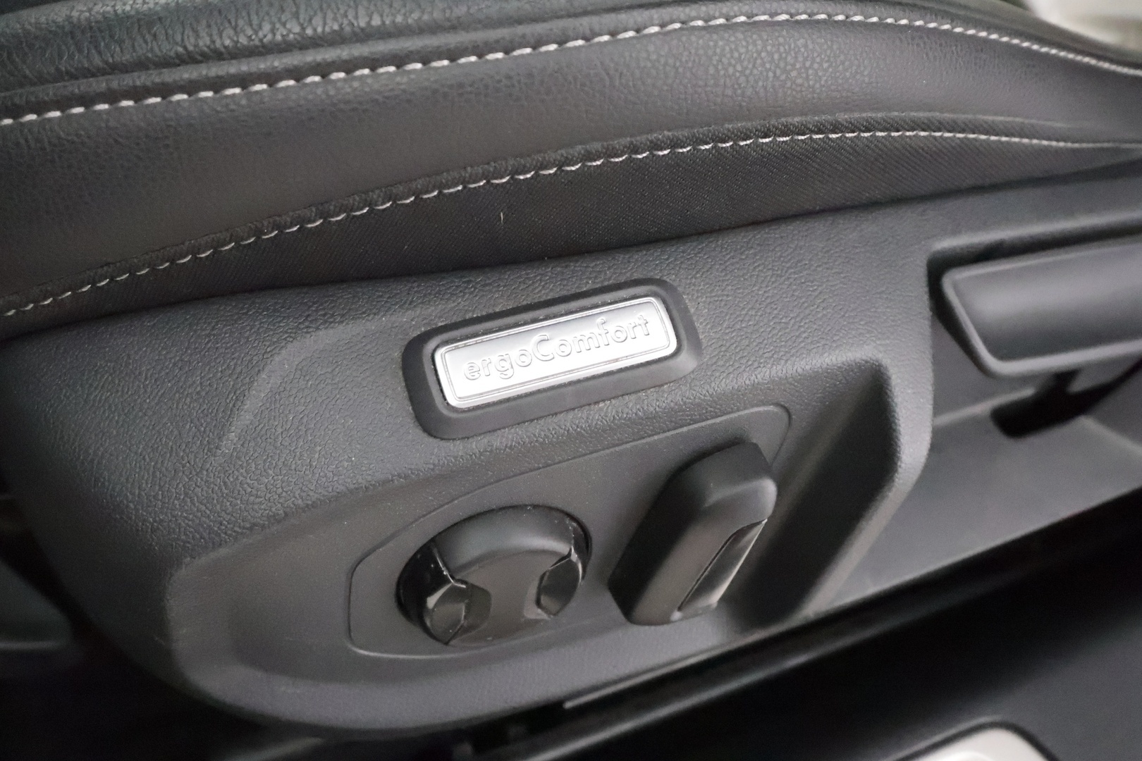 VOLKSWAGEN Arteon 2022