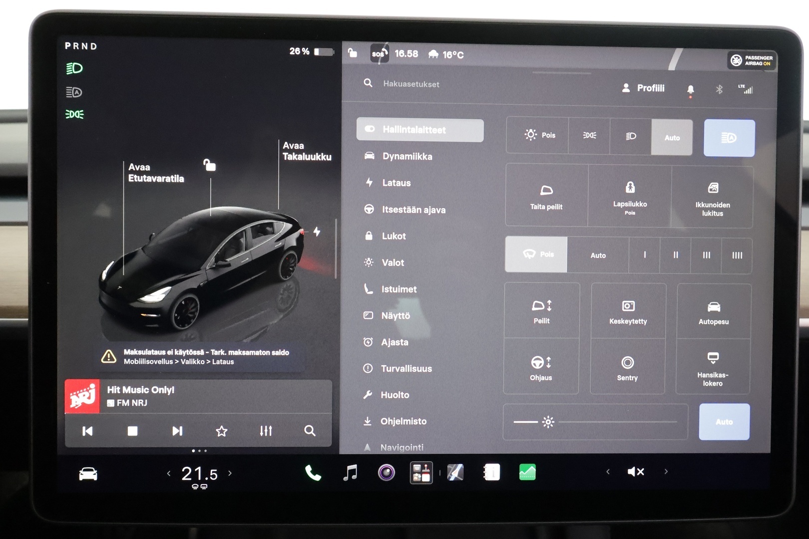 TESLA Model 3 2022