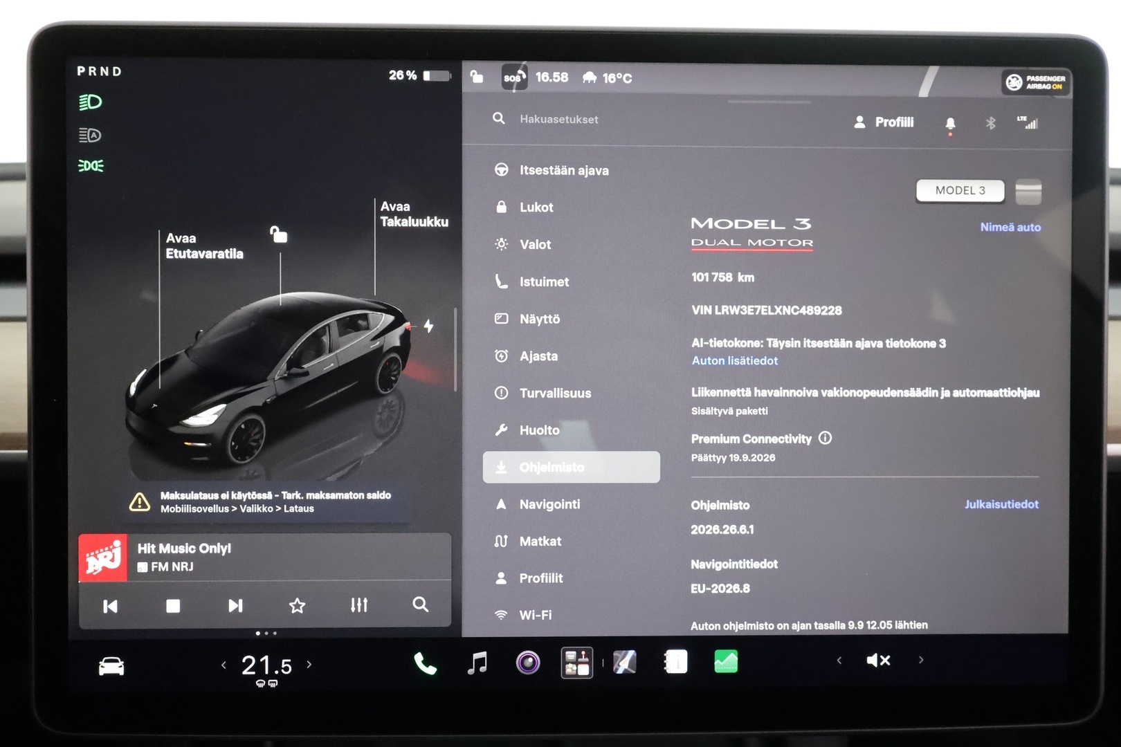 TESLA Model 3 2022