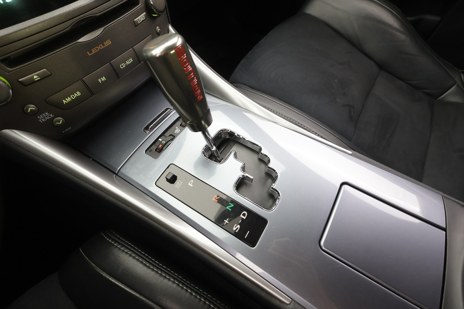 LEXUS IS 2012