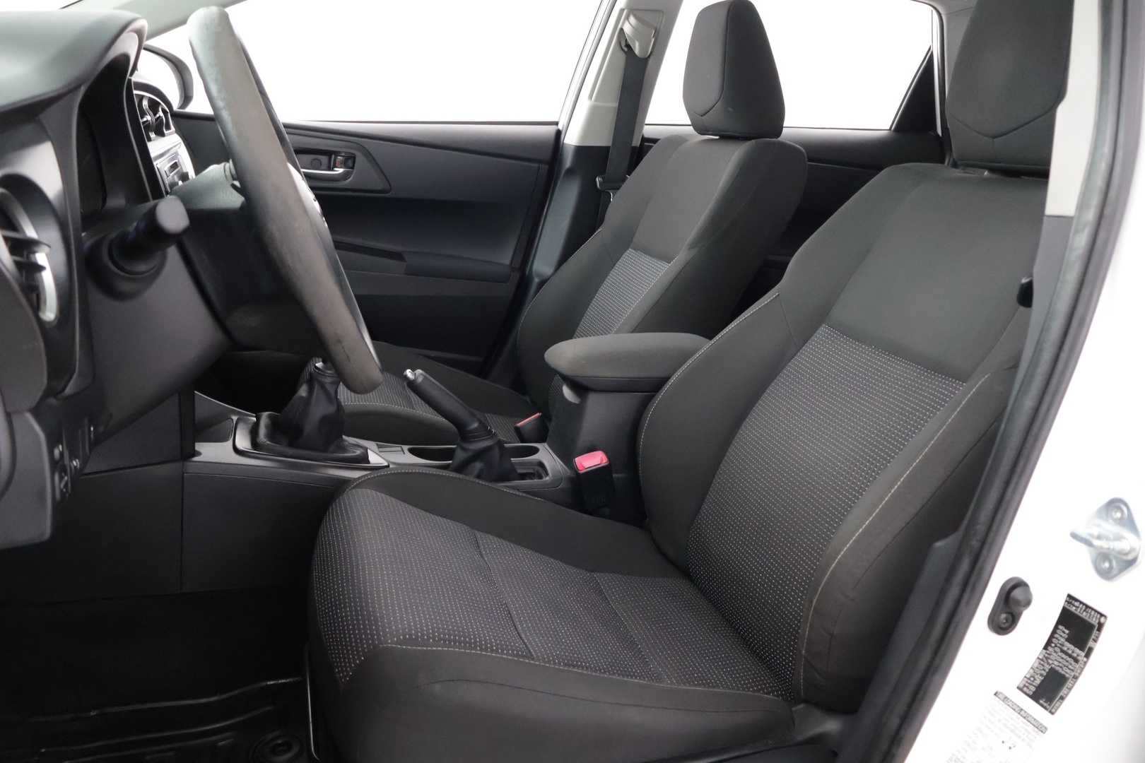 TOYOTA Auris 2013