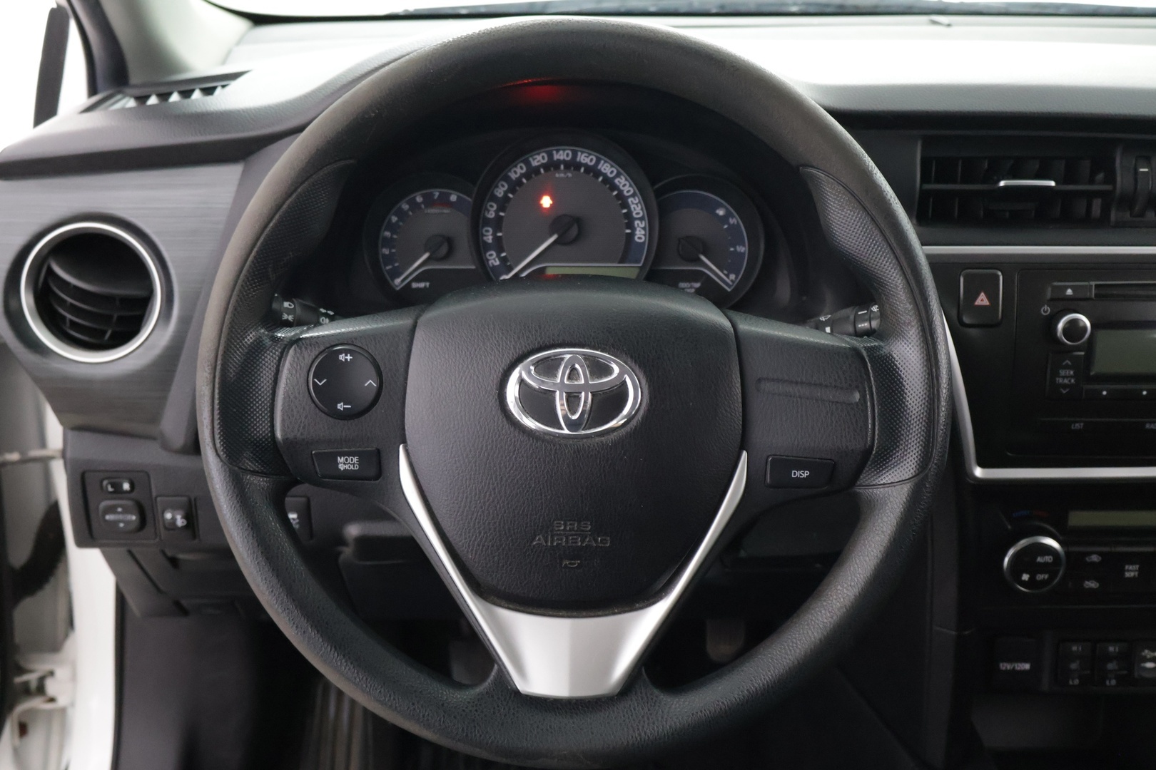 TOYOTA Auris 2013