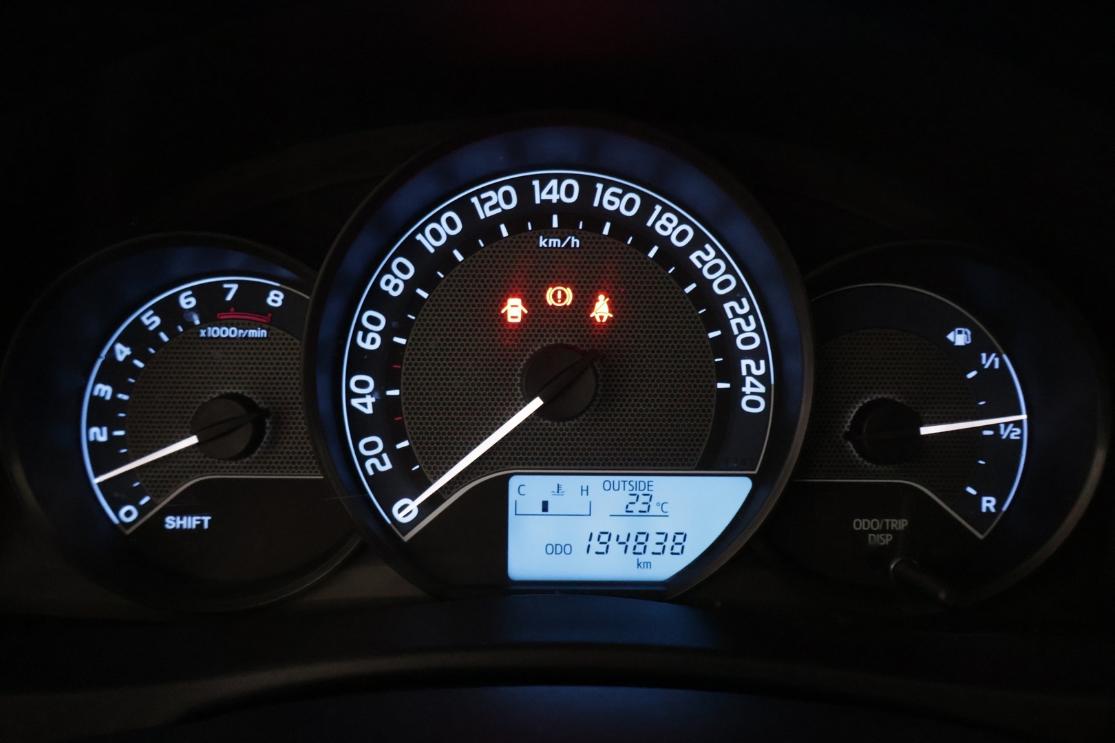 TOYOTA Auris 2013