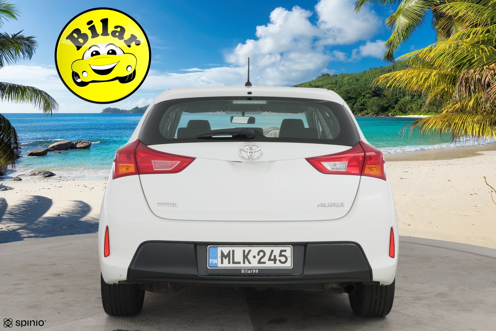 TOYOTA Auris 2013