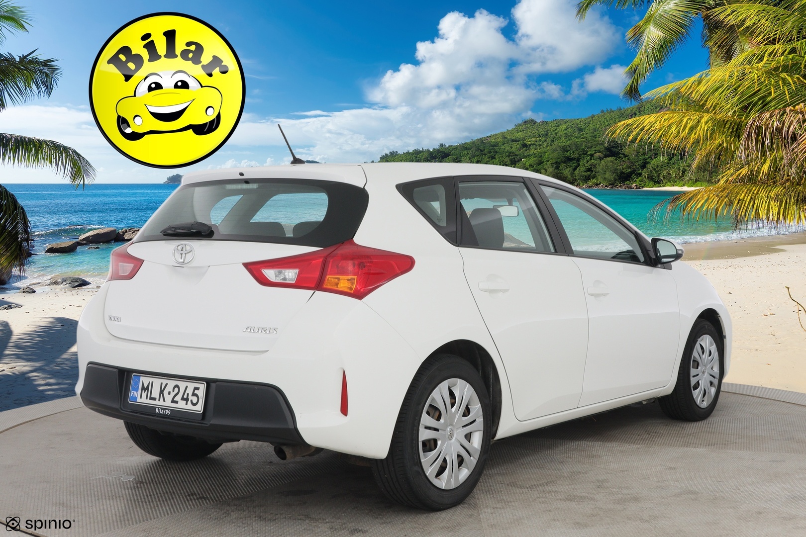 TOYOTA Auris 2013
