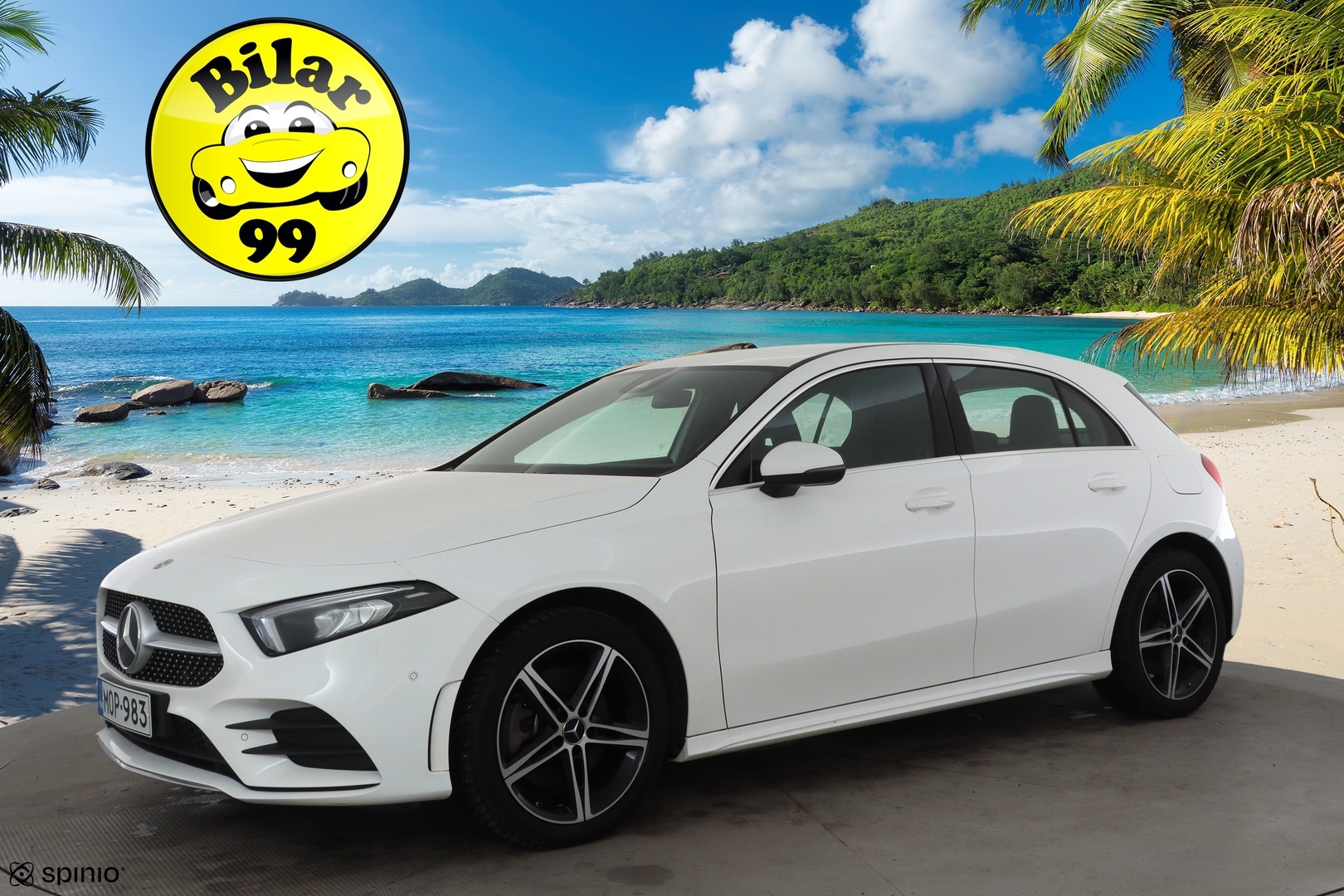 MERCEDES-BENZ A 2023