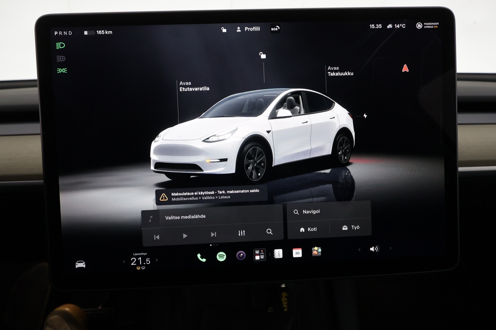 TESLA Model Y 2023