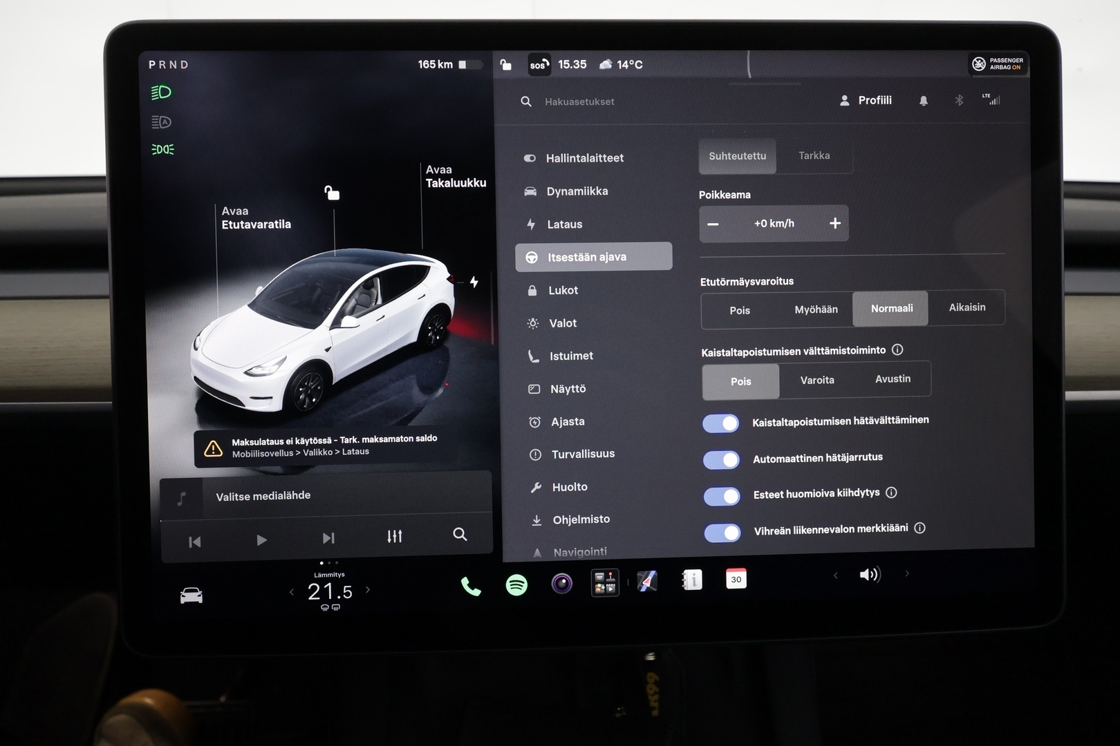 TESLA Model Y 2023