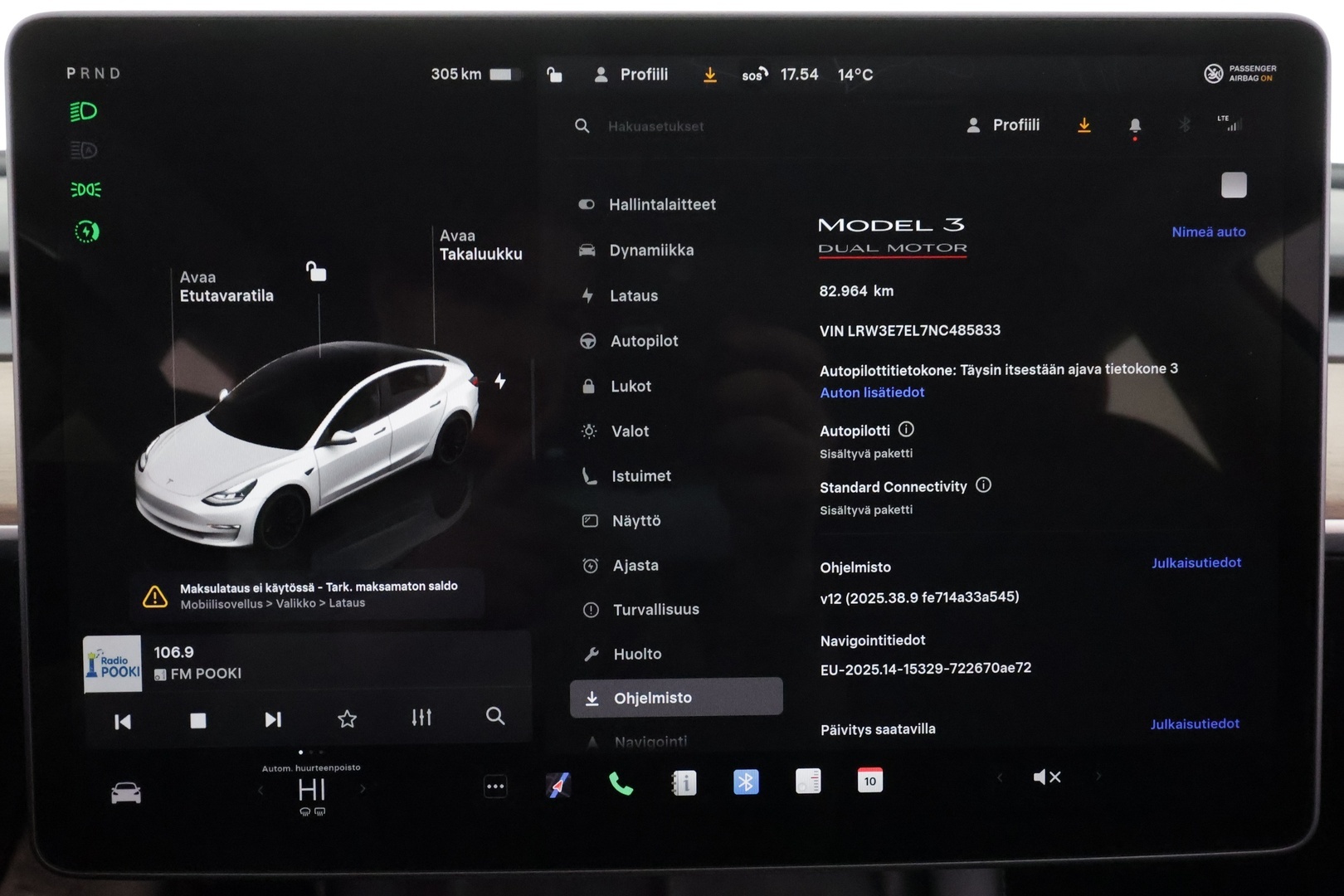 TESLA Model 3 2022