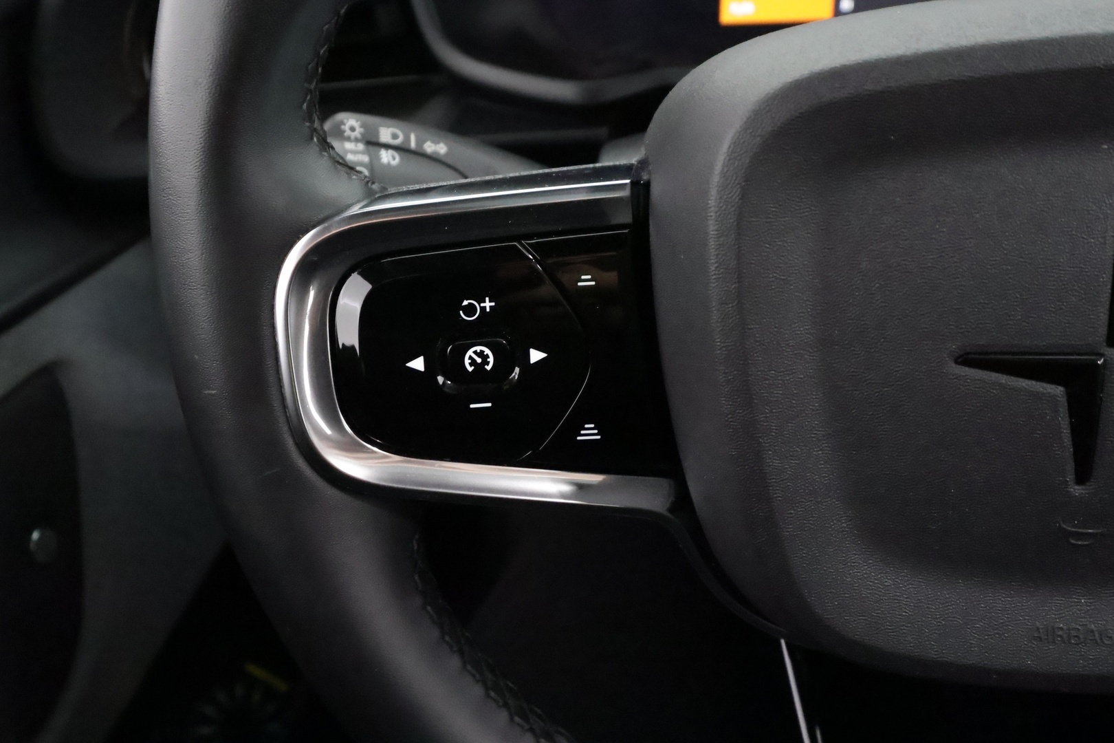 POLESTAR 2 2022
