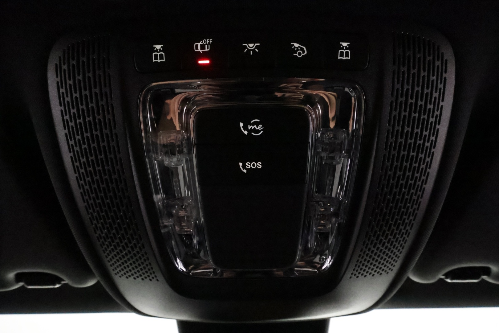 MERCEDES-BENZ A 2021