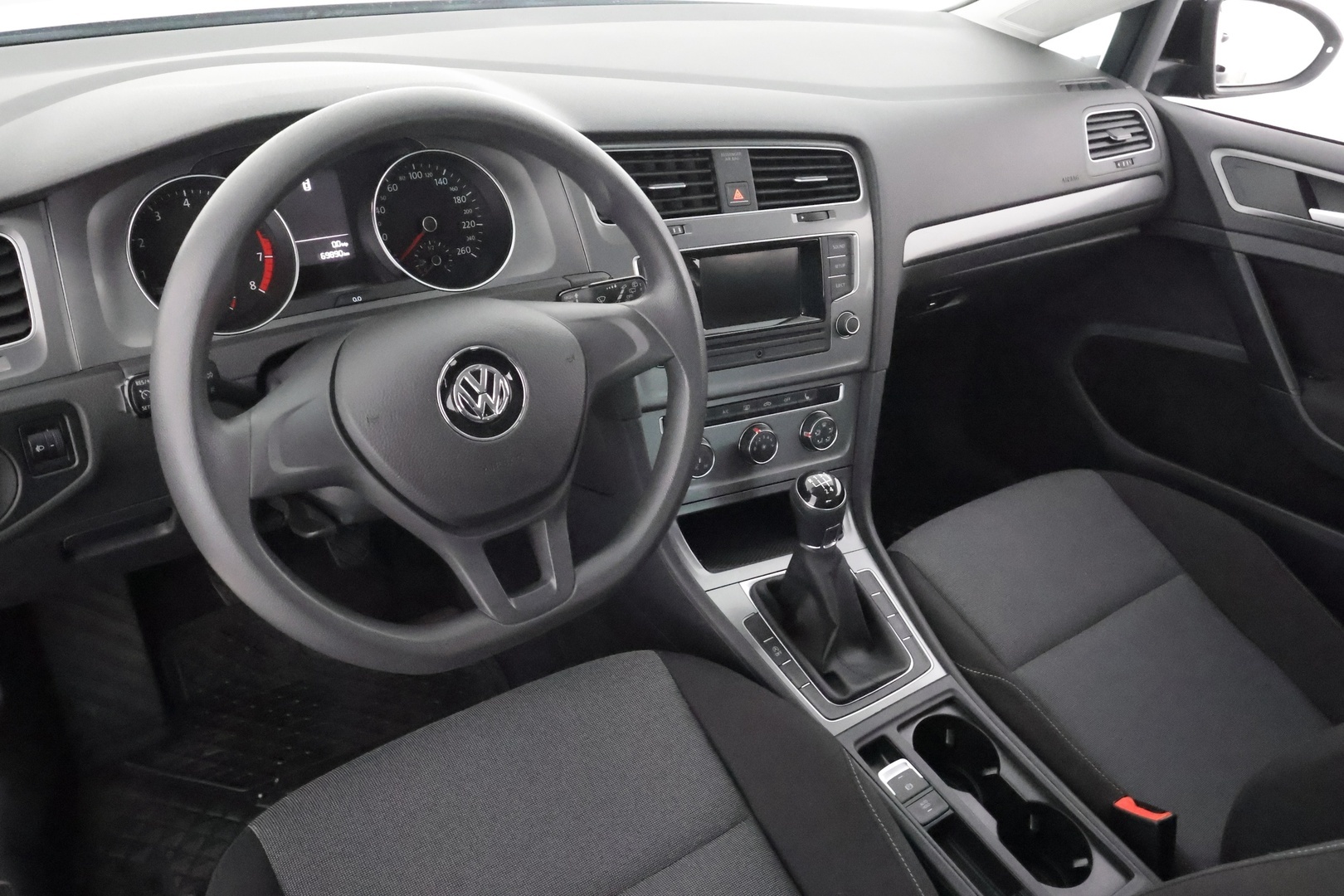 VOLKSWAGEN Golf 2016