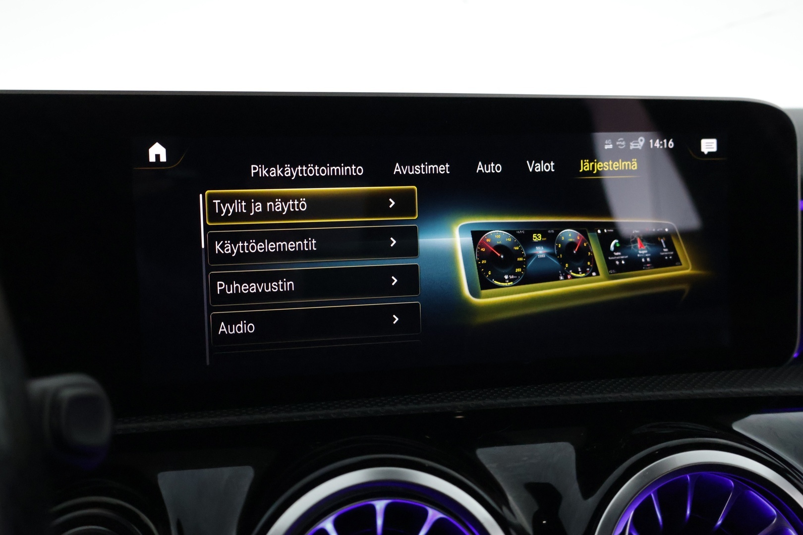 MERCEDES-BENZ A 2019