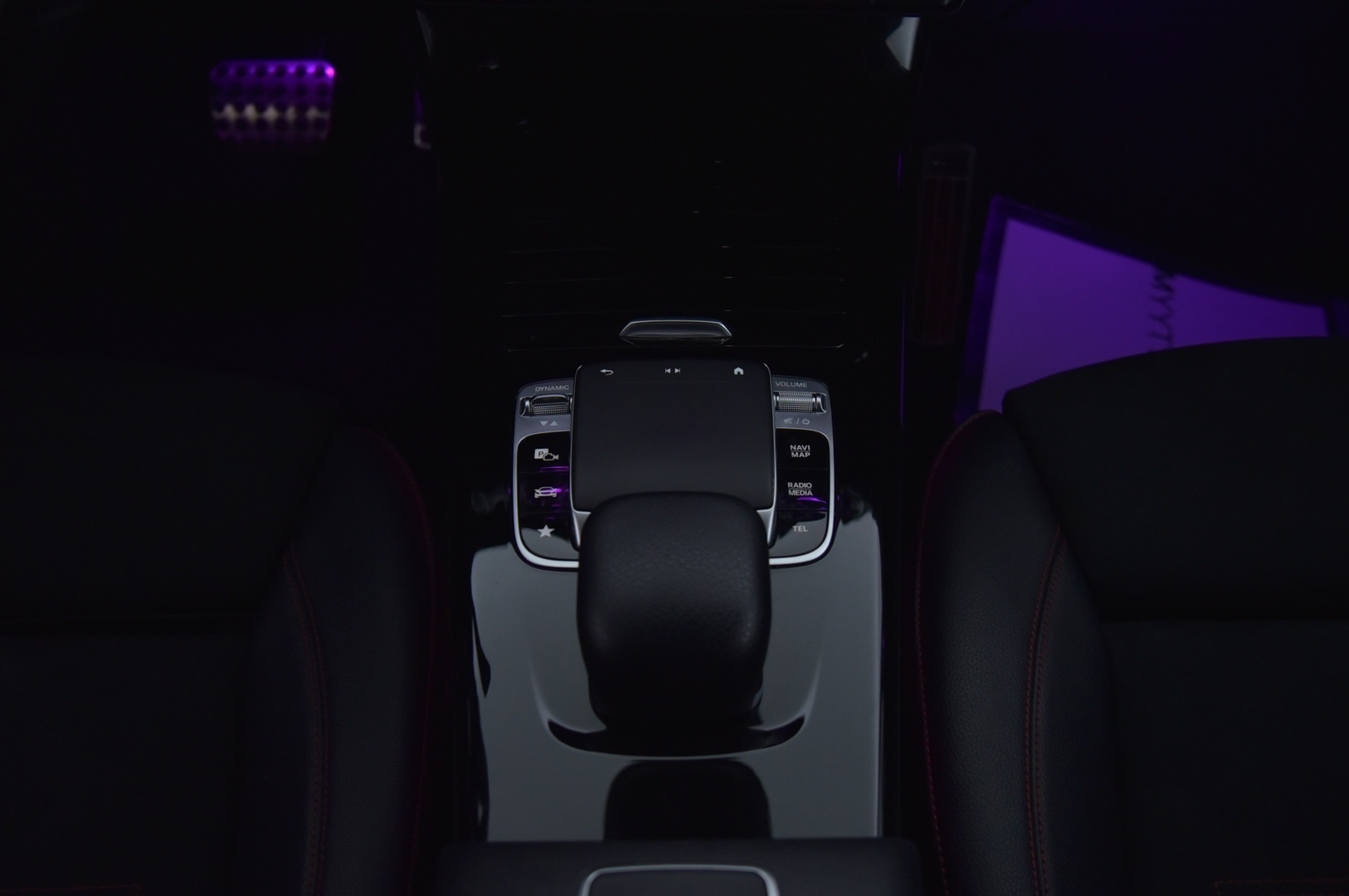 MERCEDES-BENZ A 2019