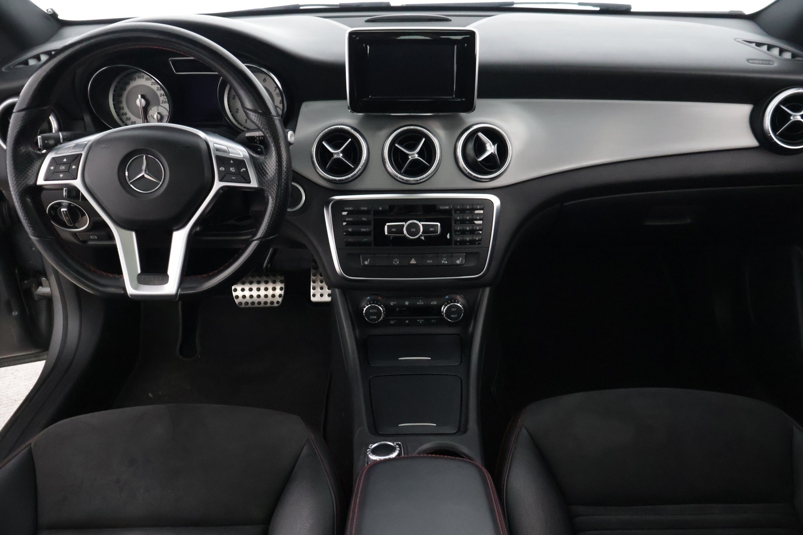 MERCEDES-BENZ CLA 2013