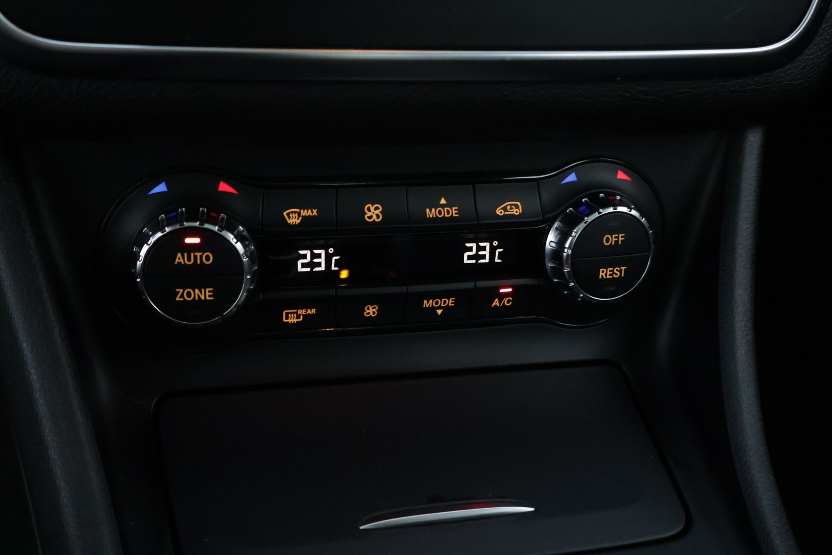 MERCEDES-BENZ CLA 2013