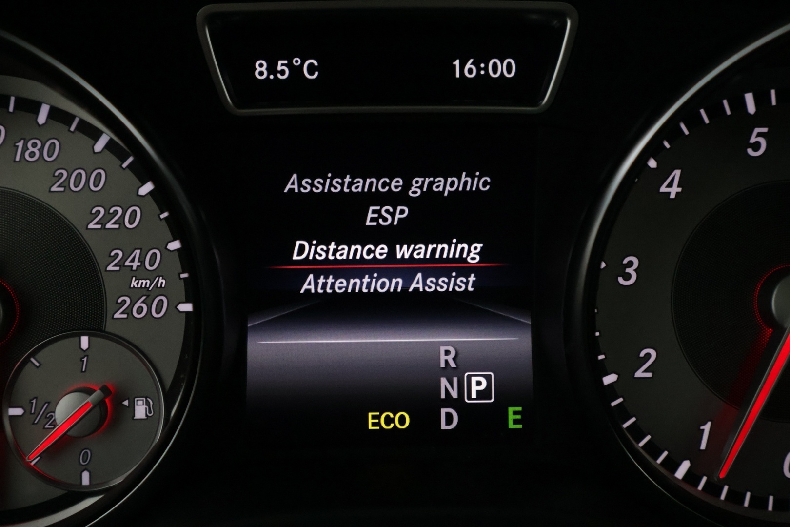 MERCEDES-BENZ CLA 2013