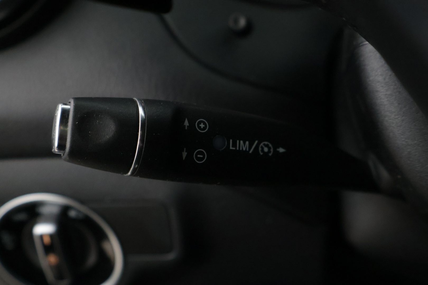 MERCEDES-BENZ CLA 2013