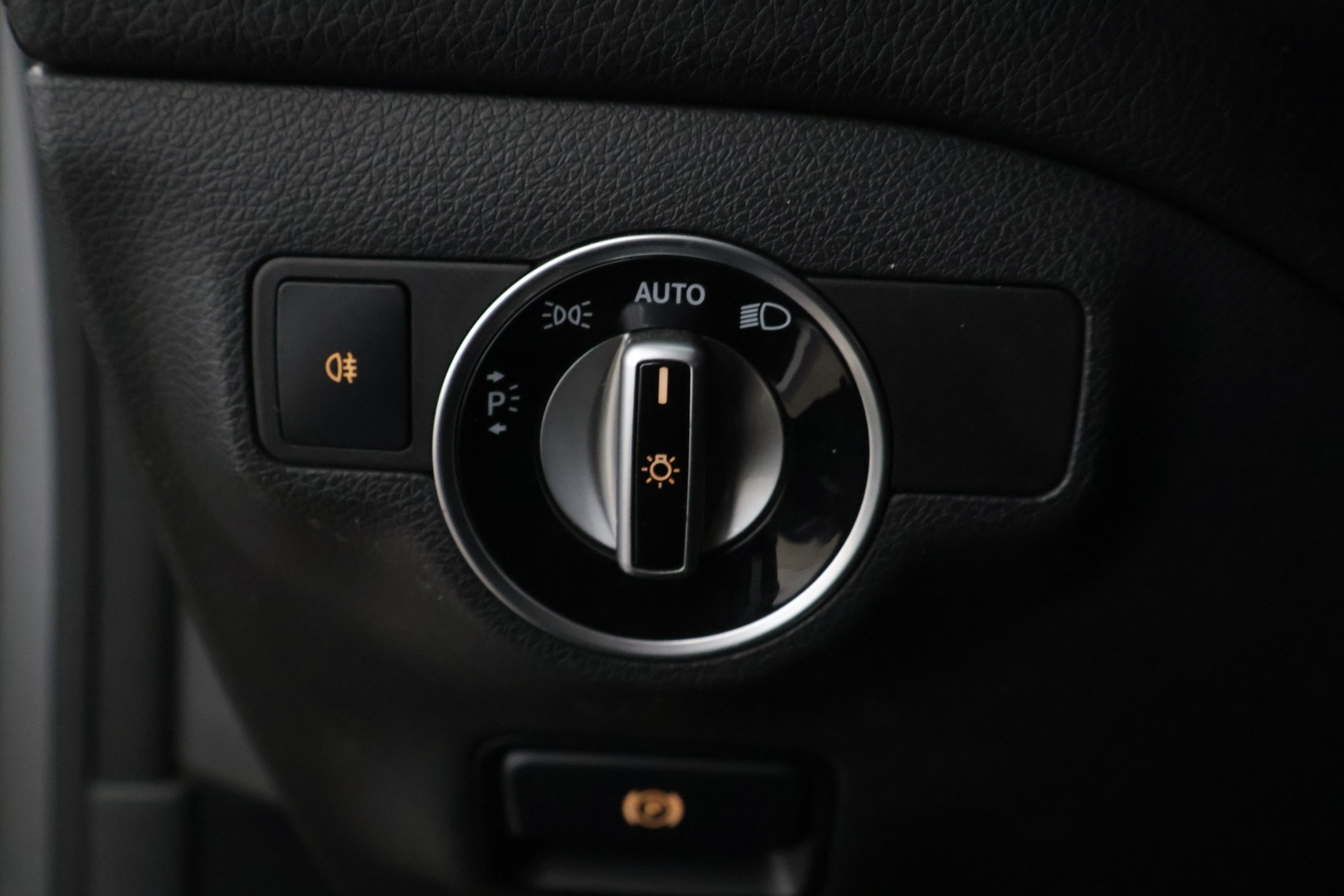 MERCEDES-BENZ CLA 2013