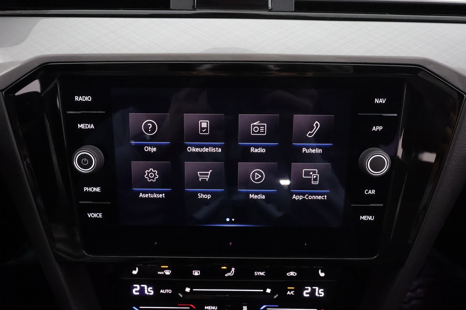 VOLKSWAGEN Passat 2021