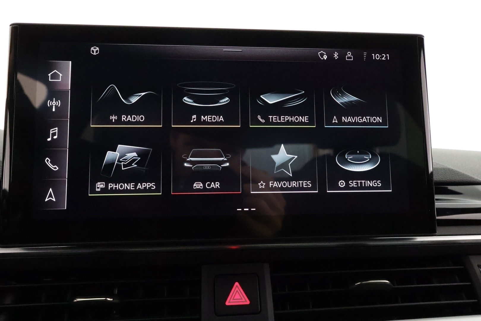AUDI A4 2021