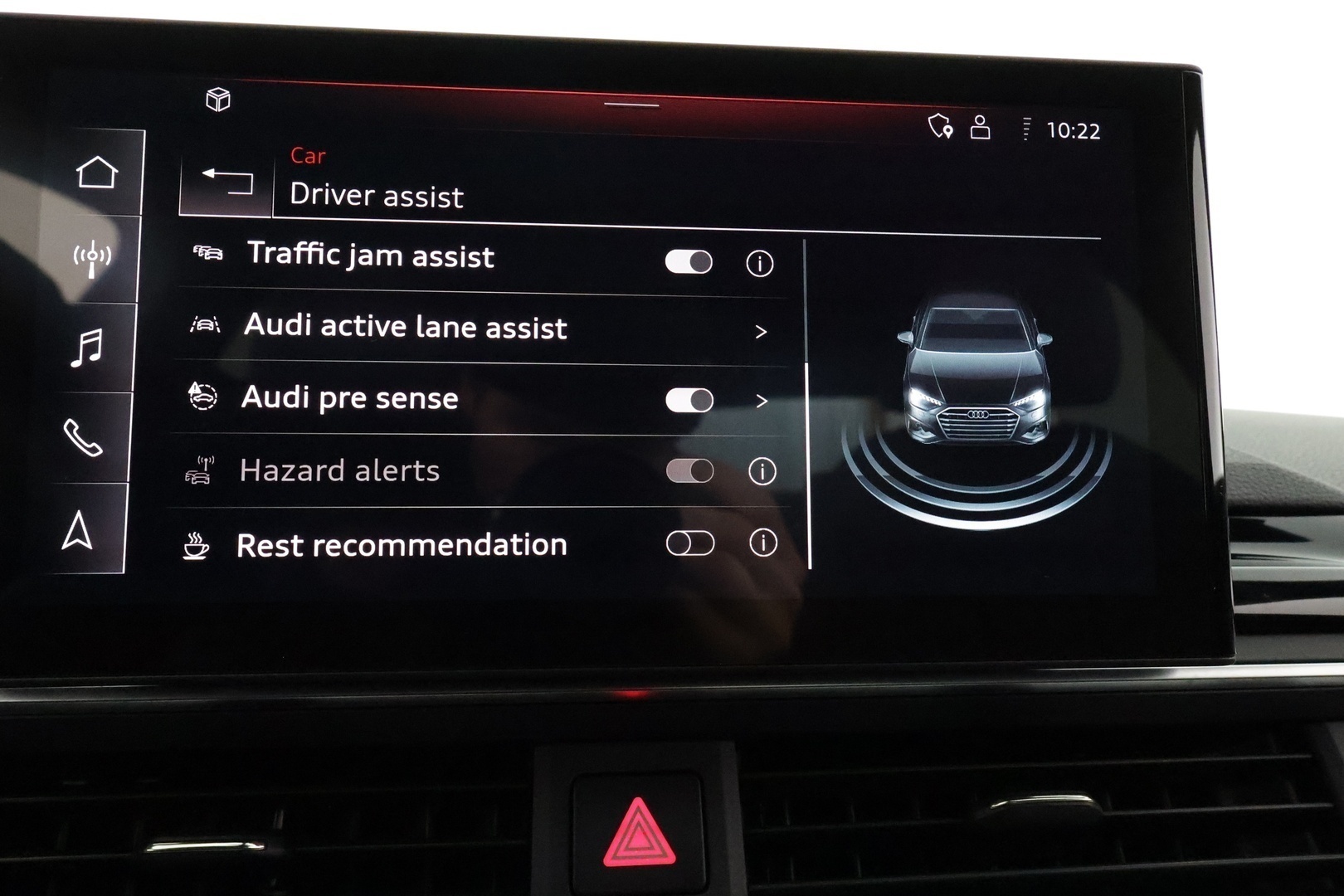 AUDI A4 2021