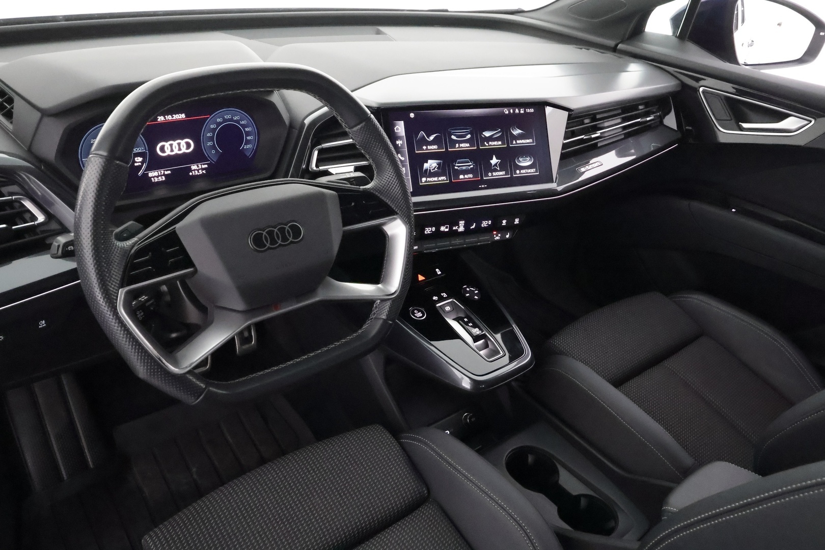 AUDI Q4 e-tron 2023
