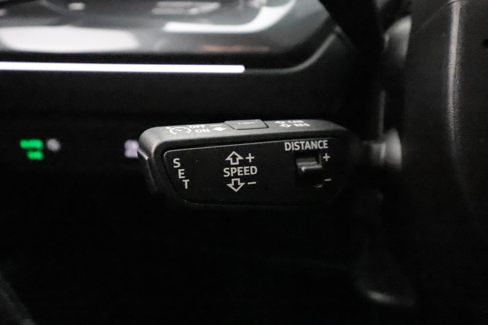 AUDI Q4 e-tron 2023