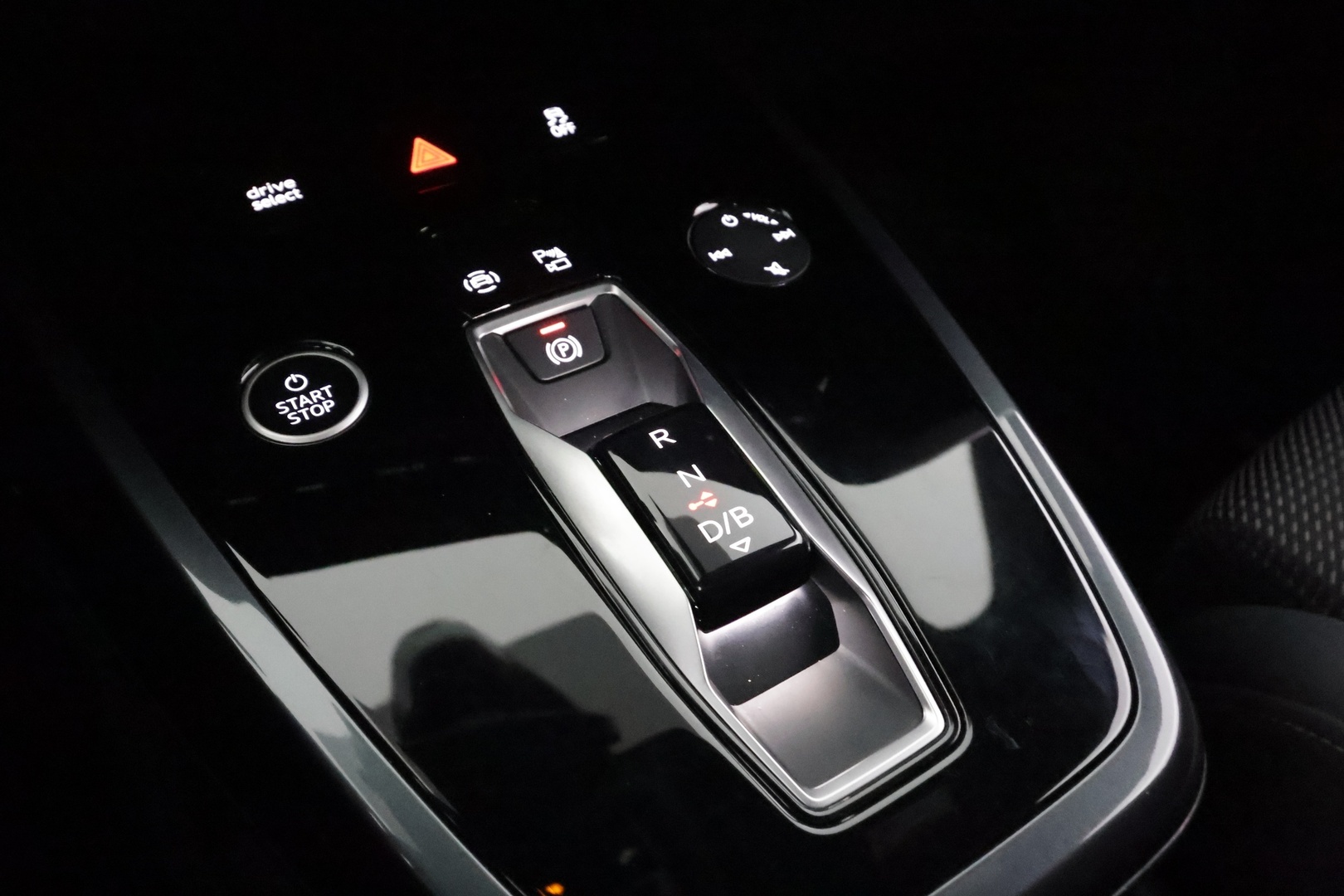 AUDI Q4 e-tron 2023