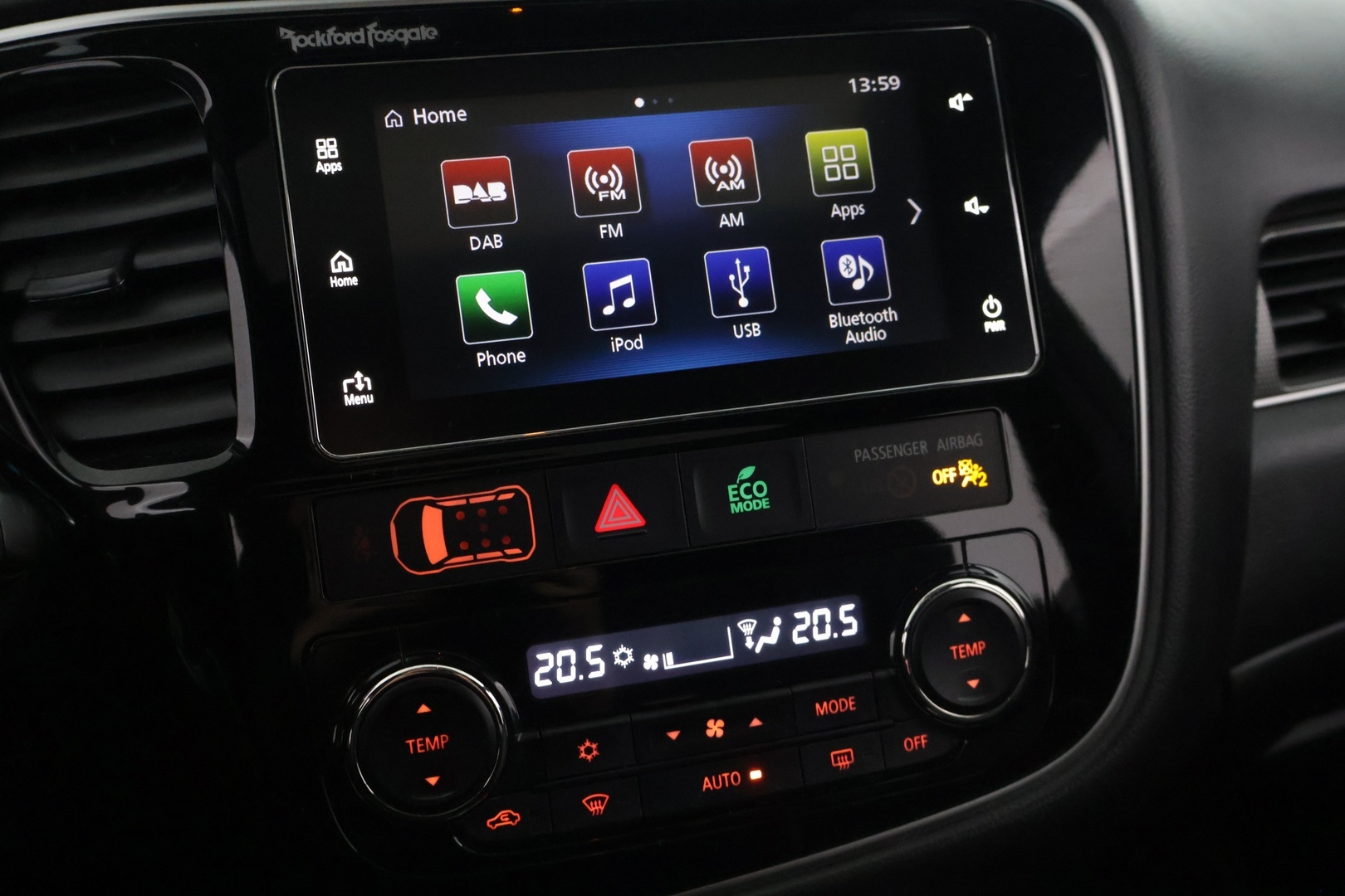 MITSUBISHI Outlander 2018