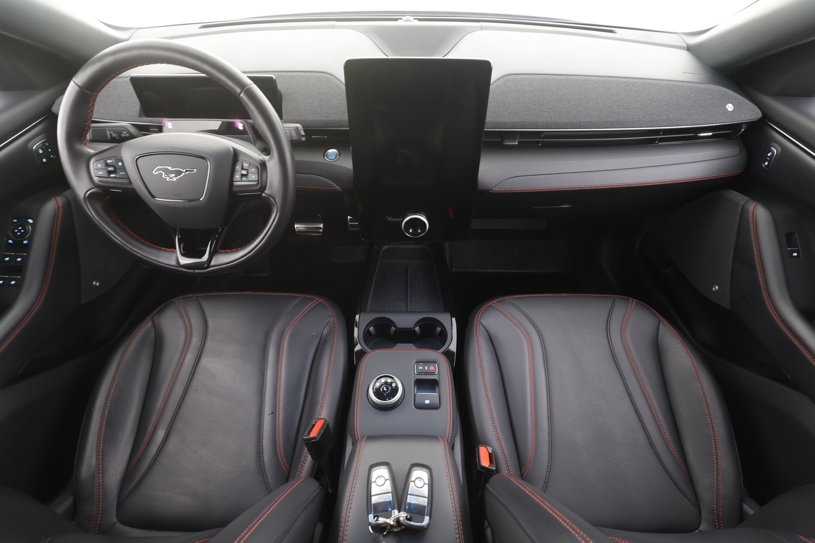 FORD Mustang Mach-E 2021
