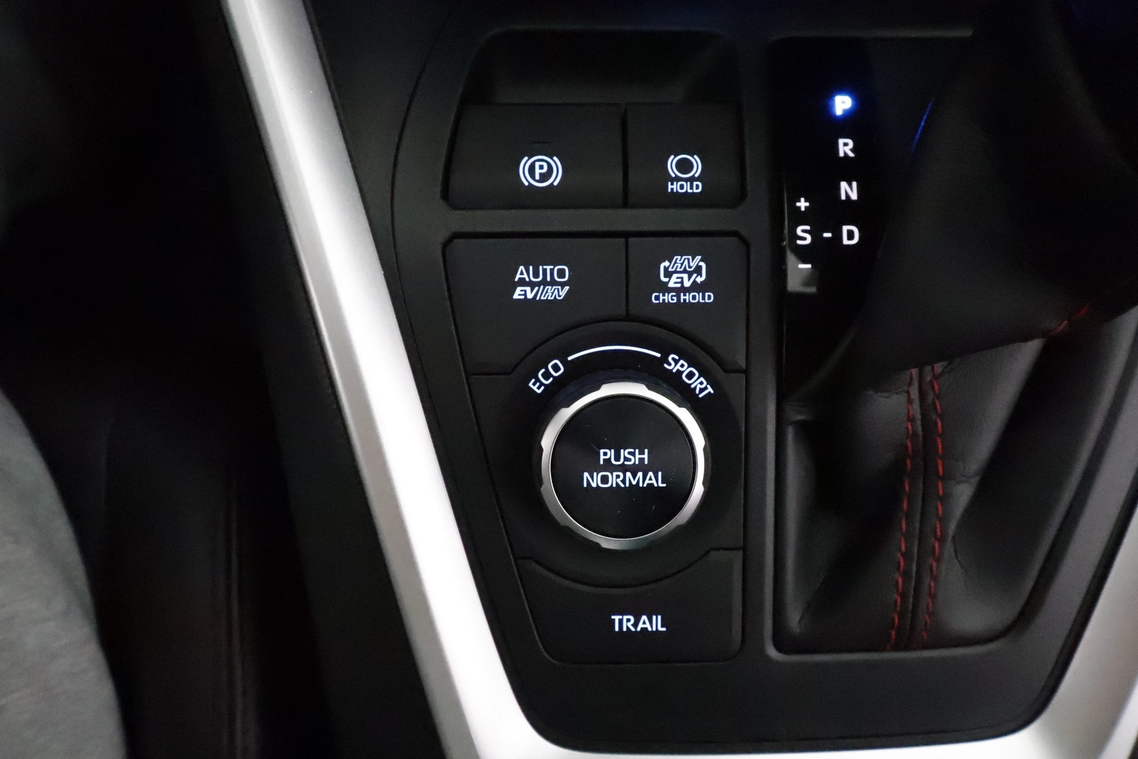 TOYOTA RAV4 PLUG-IN 2021