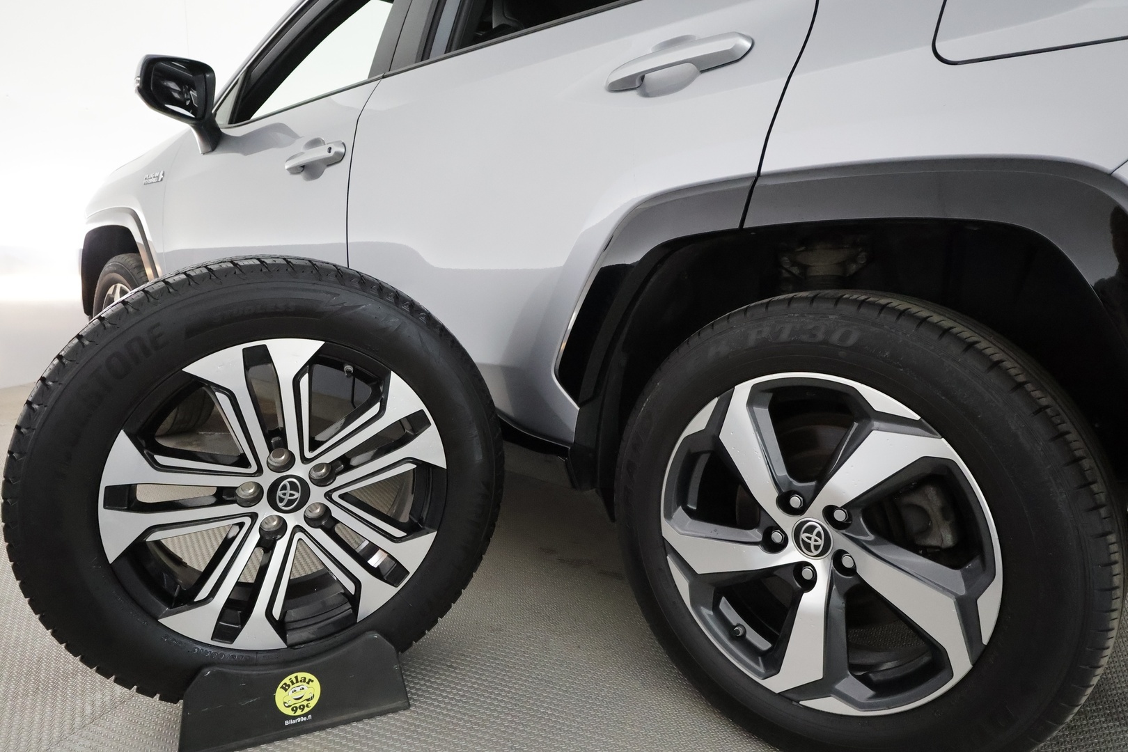 TOYOTA RAV4 PLUG-IN 2021