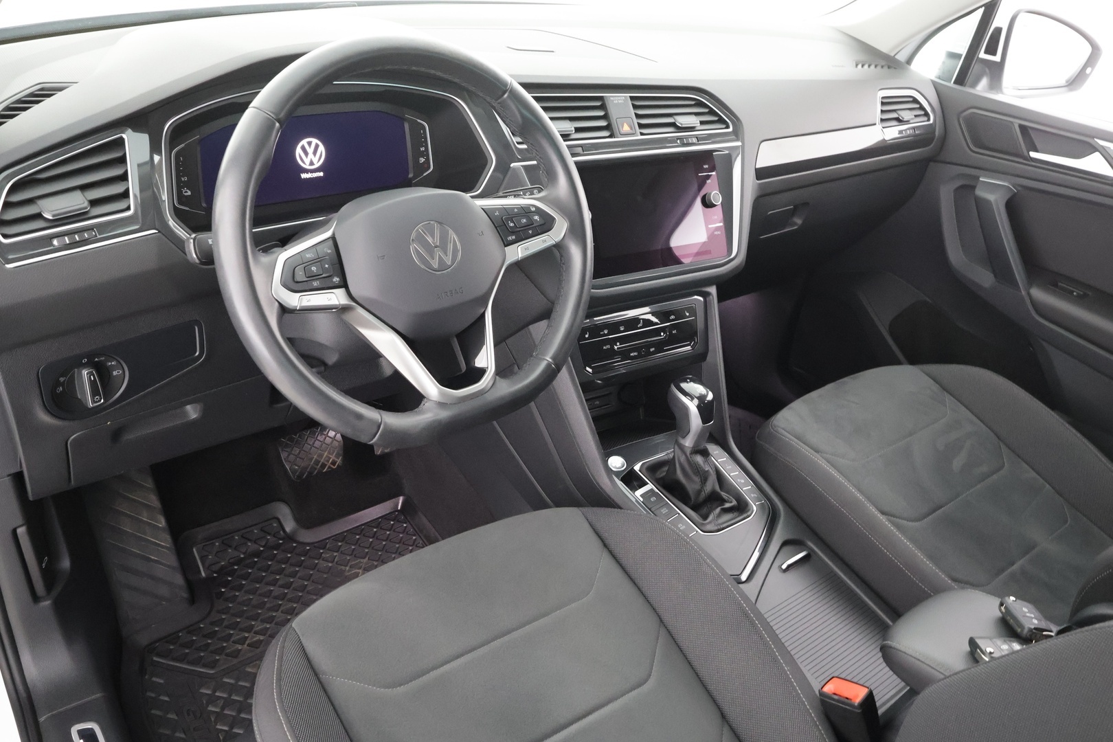 VOLKSWAGEN TIGUAN 2024