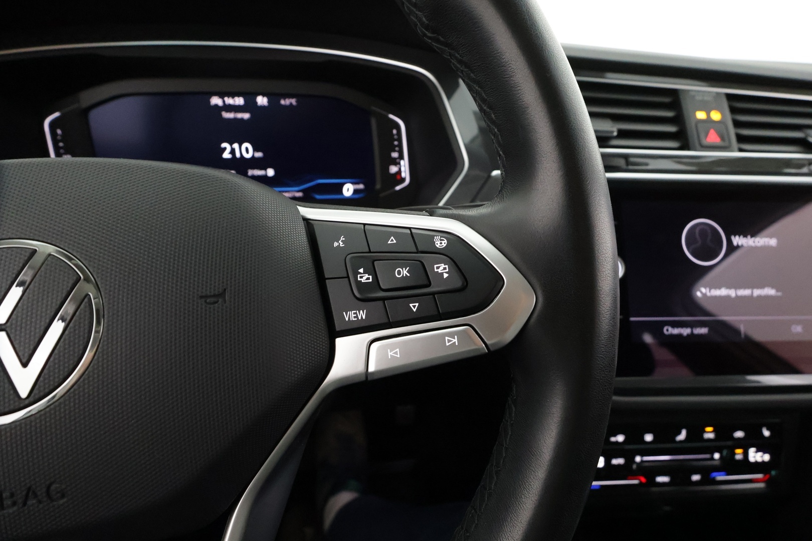 VOLKSWAGEN TIGUAN 2024