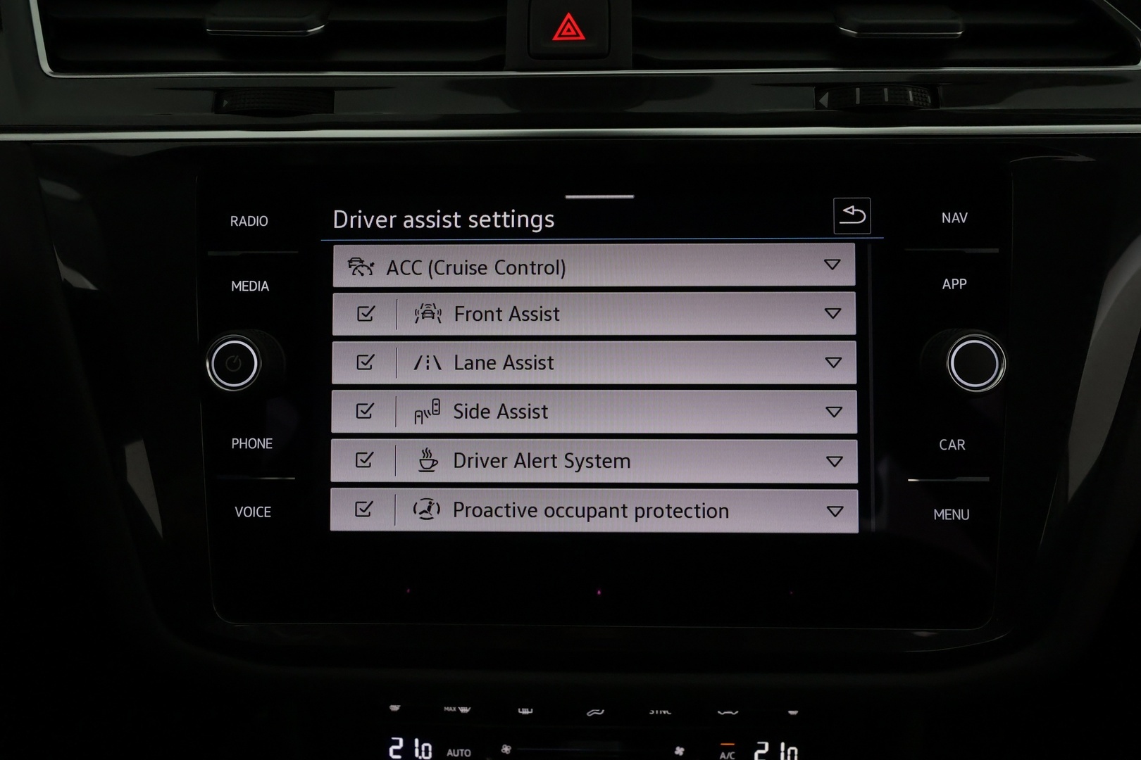 VOLKSWAGEN TIGUAN 2024