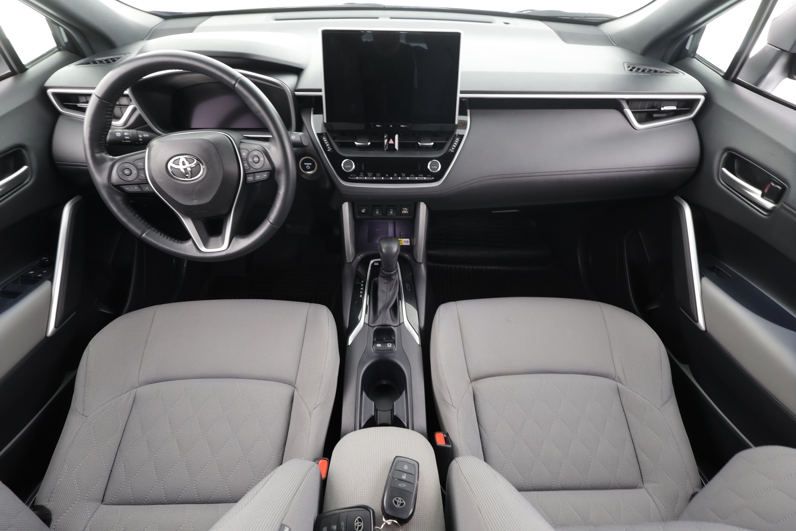 TOYOTA COROLLA CROSS 2024