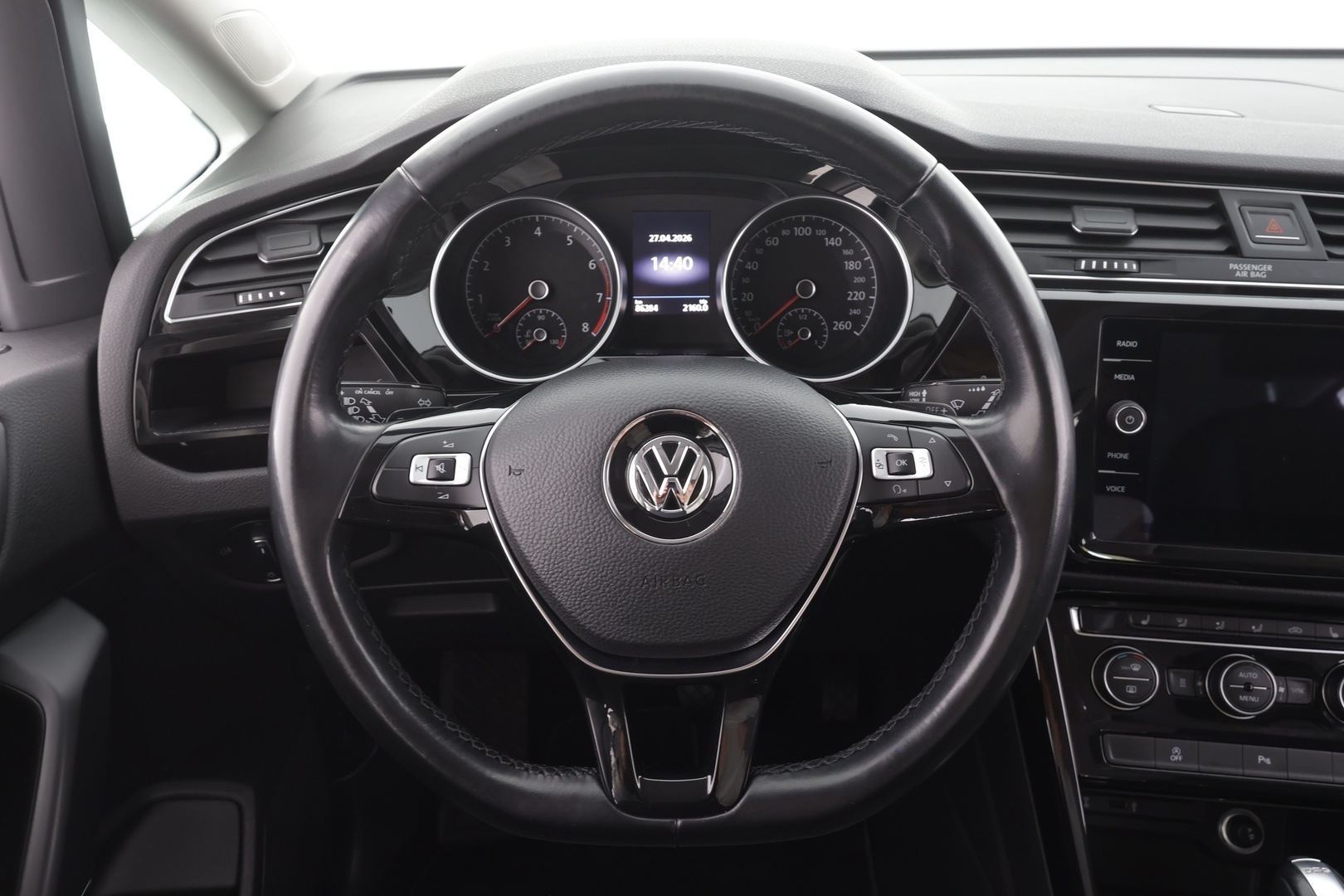 VOLKSWAGEN TOURAN 2018