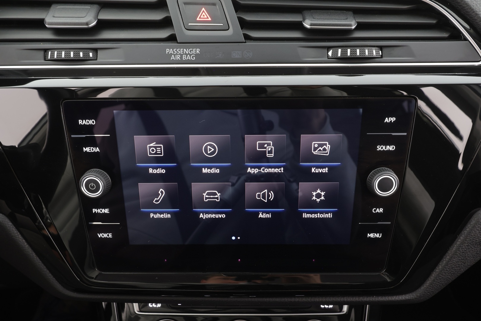 VOLKSWAGEN TOURAN 2018