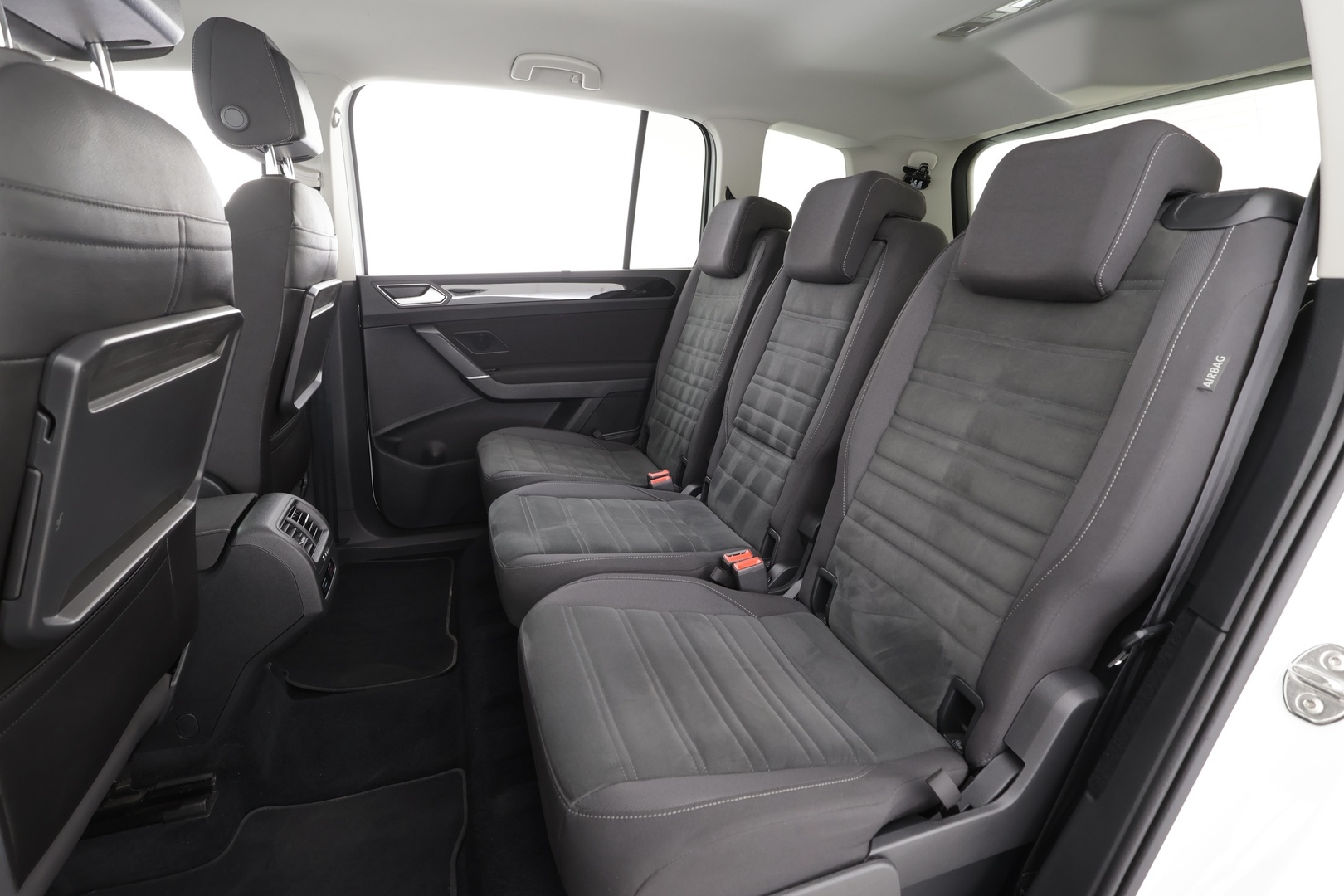 VOLKSWAGEN TOURAN 2018