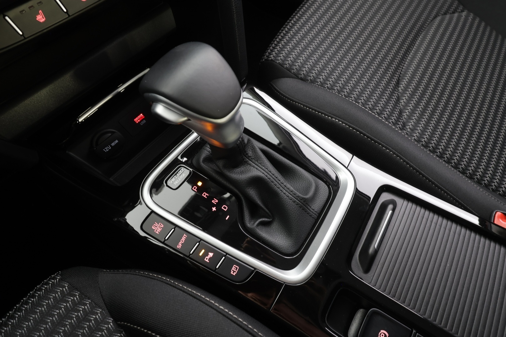 KIA XCEED 2023
