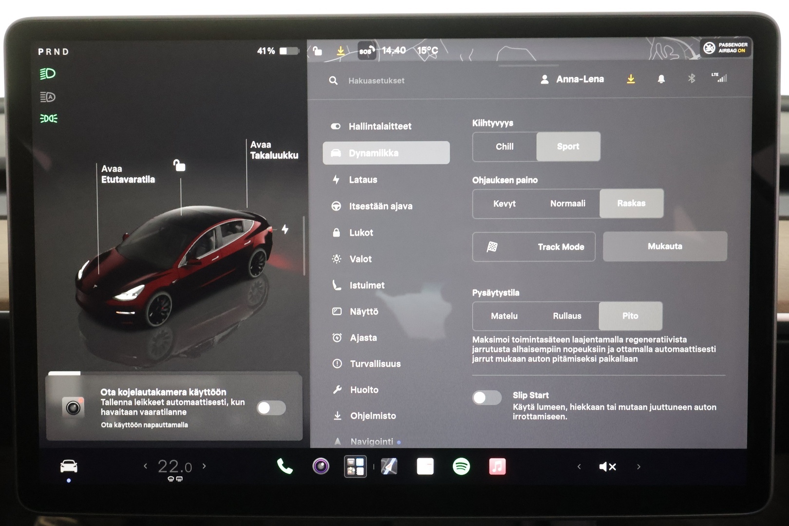 TESLA MODEL 3 2023