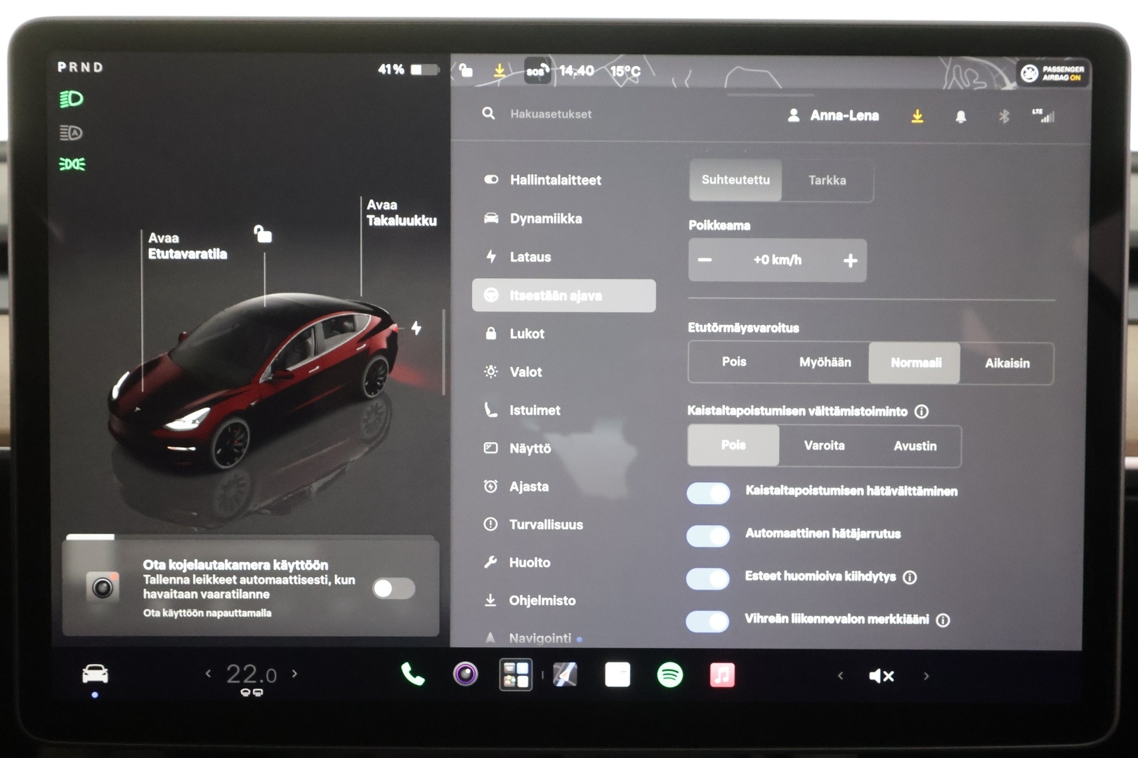 TESLA MODEL 3 2023