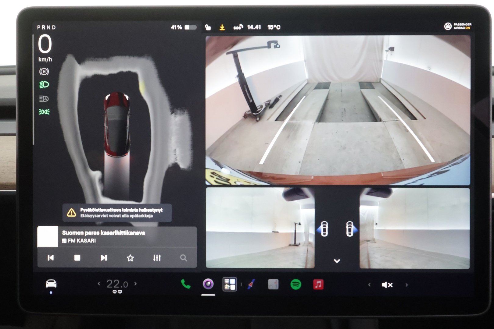 TESLA MODEL 3 2023