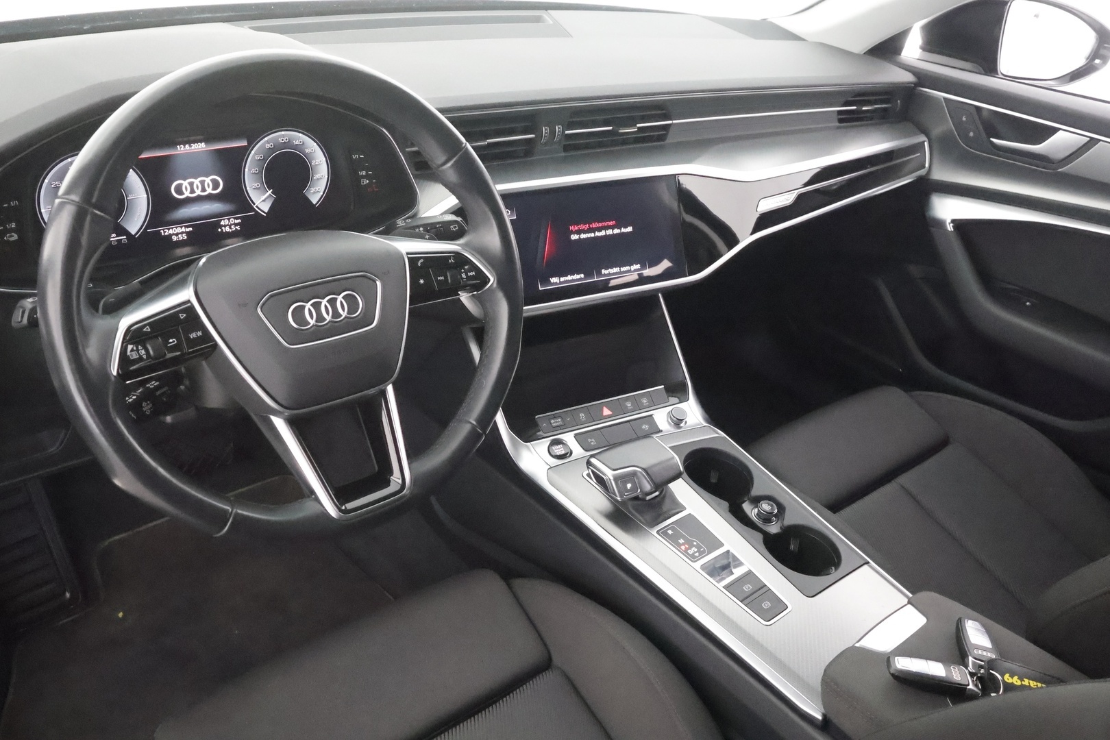 AUDI A6 2024
