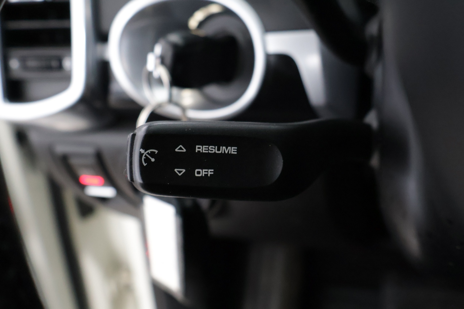 PORSCHE Cayenne 2012