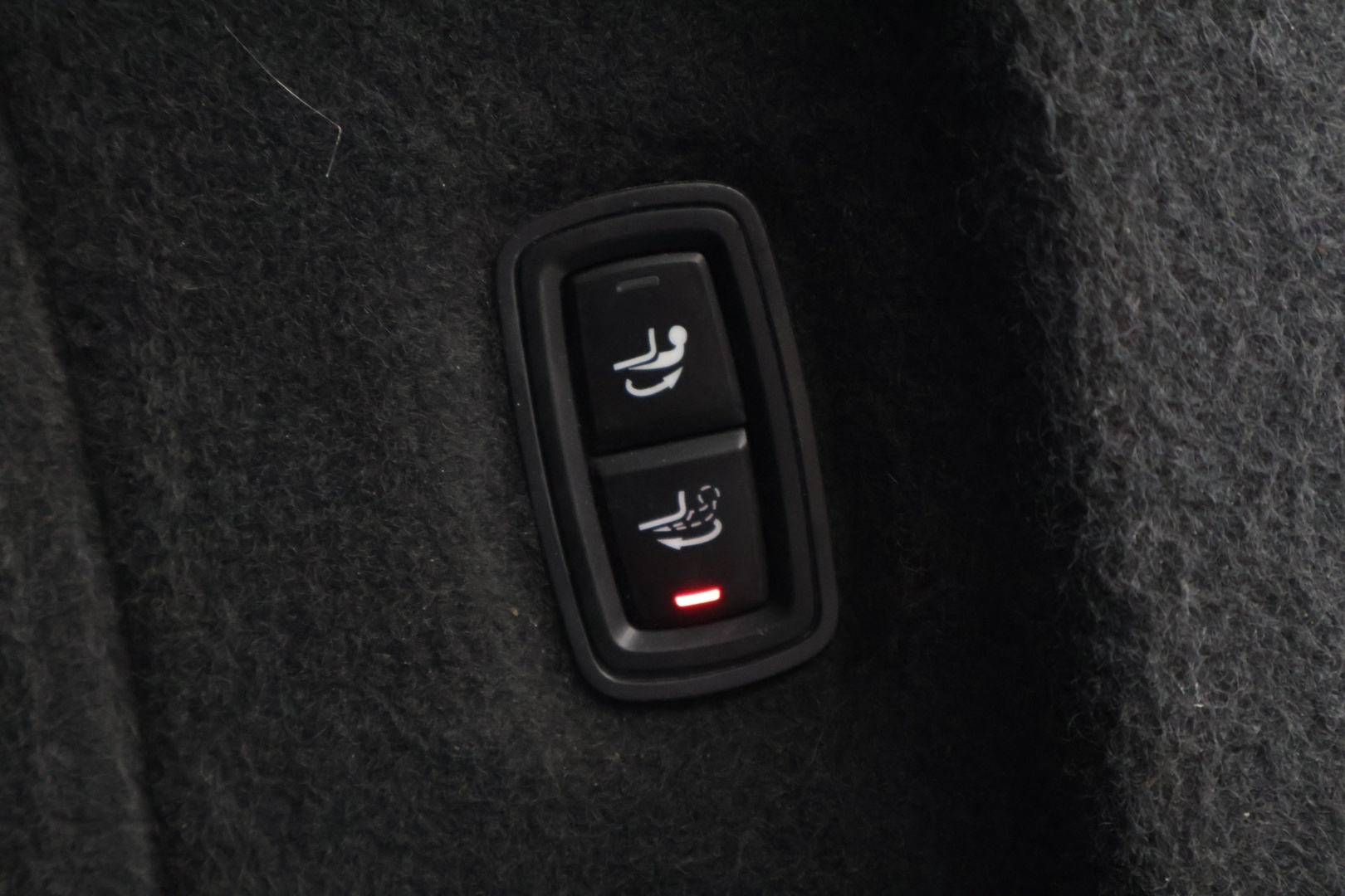 PORSCHE Cayenne 2012