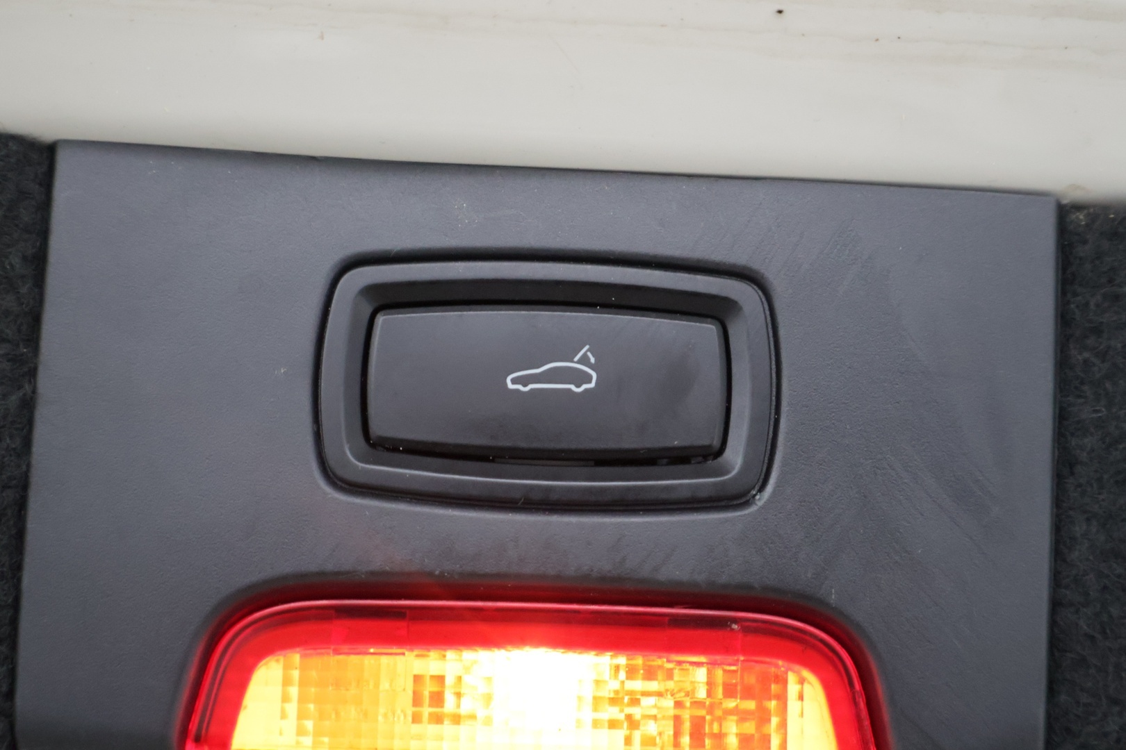 PORSCHE Cayenne 2012