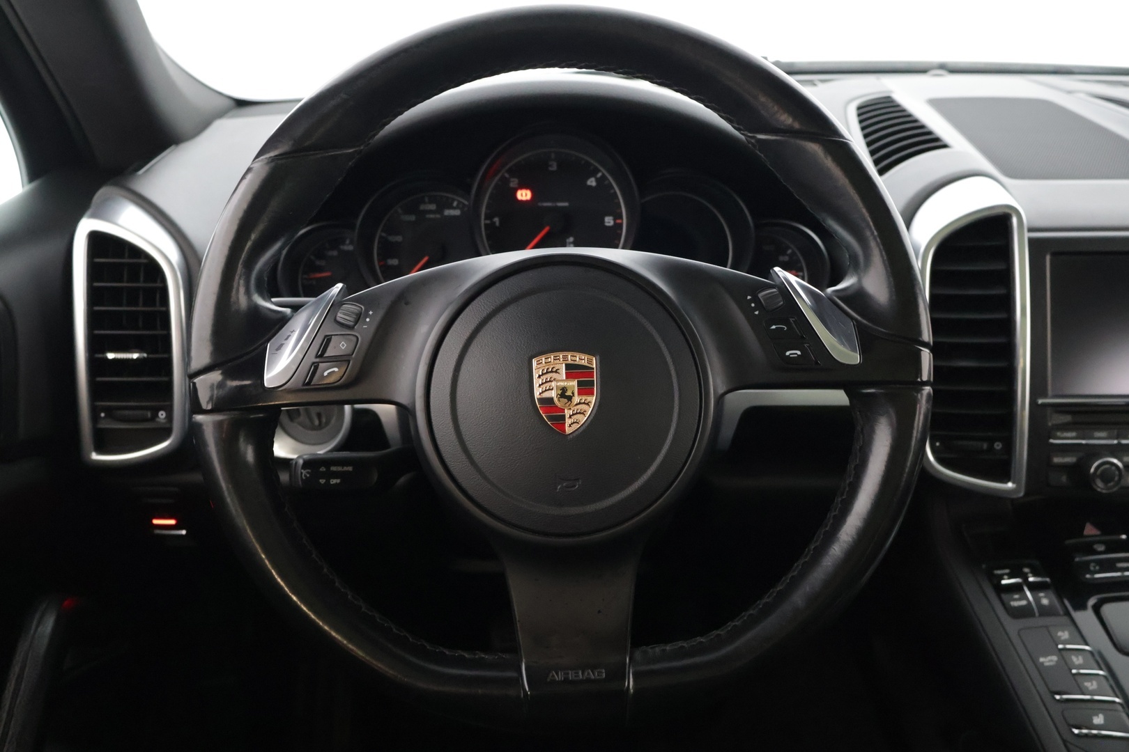 PORSCHE Cayenne 2012